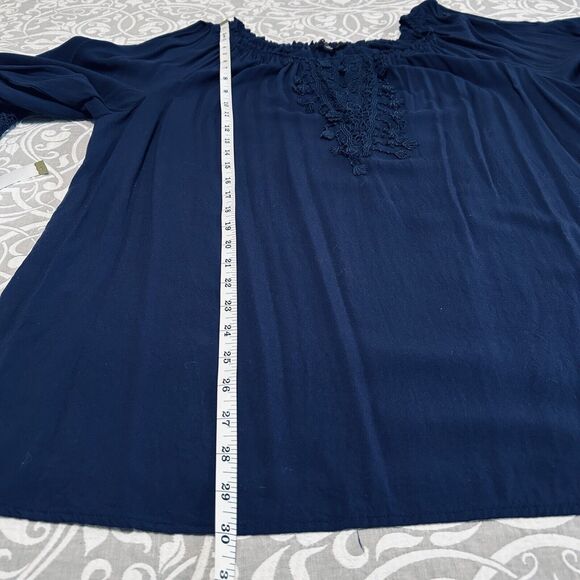 Melissa Paige Woman Top 1X Navy Cold Shoulder Cut Out Lace Feminine Comfy Fairy - Picture 8 of 16